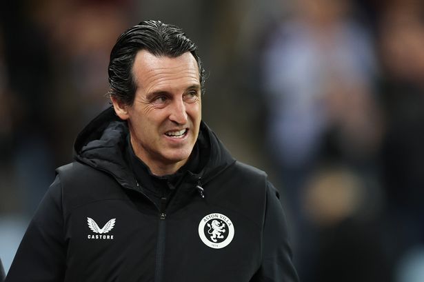 Unai Emery muda completamente a forma do Aston Villa